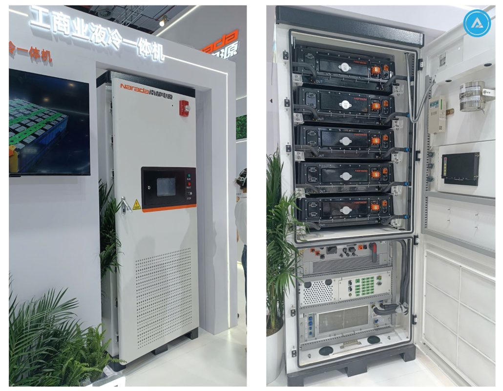 Bộ ESS All-in-one mặt trước và trong của sản phẩm được trưng bày tại gian hàng của công ty Narada Power